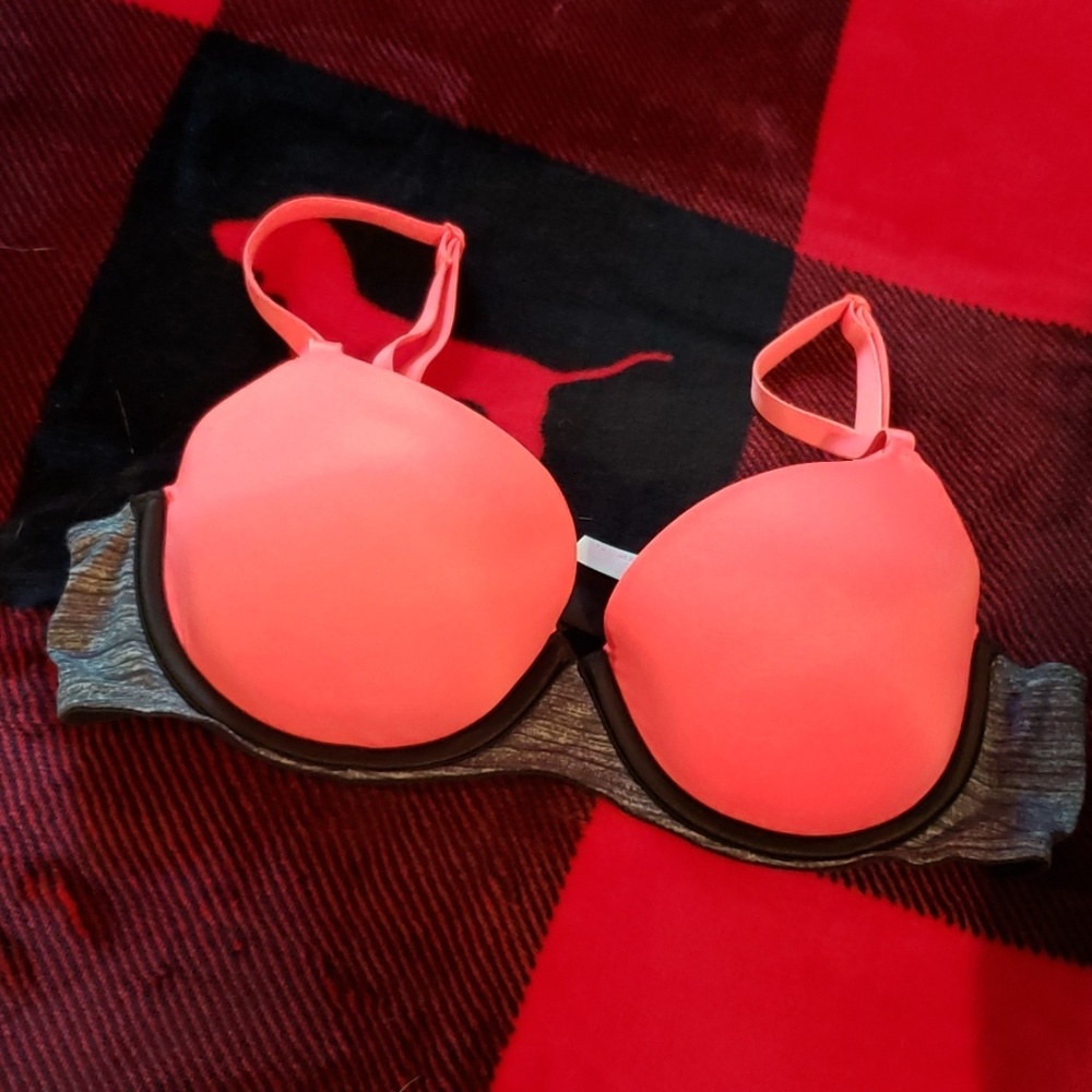 PINK bra